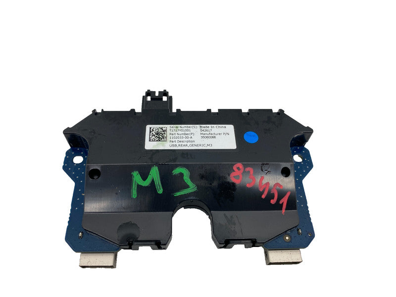 ⭕ 17-23 Tesla Model 3 Rear Generic USB/AUX Control Unit Hub Module 1102033-00-A