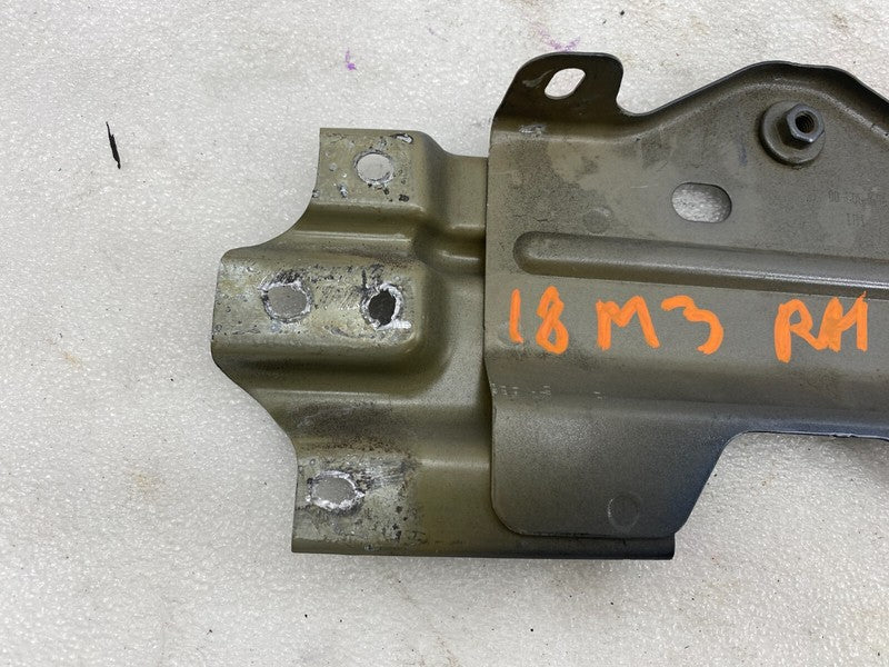109230500B ⭕ 2017-2023 Tesla Model 3 Front Right Fender Mount Support Bracket 1092305-00-B