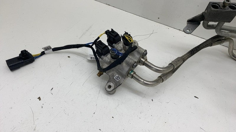 PT00003133G ⭕22-24 Rivian R1S Rear Air Suspension Hydraulic Valve Block w/ Lines PT00003133G