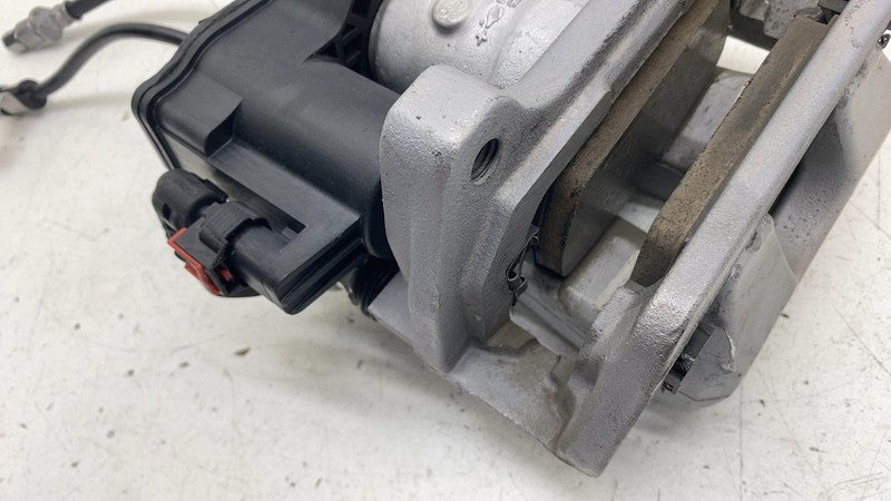 ⭕ 2017-2025 Tesla Model 3 Rear Right Caliper + Brake Hose Line BASE 10