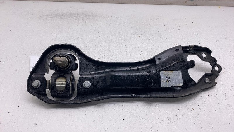 2017-2024 Chrysler Pacifica Rear Right Suspension Lower Trailing Arm R