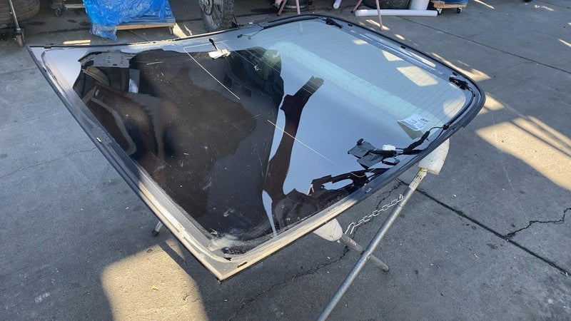 ⭕ 17-20 Model 3 M3 Rear Trunk Panoramic Sun Roof Glass Back Section 10