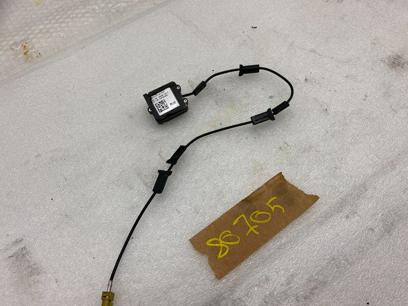 105025600C ⭕ 2012-2023 Model S Satellite Radio AM FM Amplifiers Antenna Module 1050256-00-C