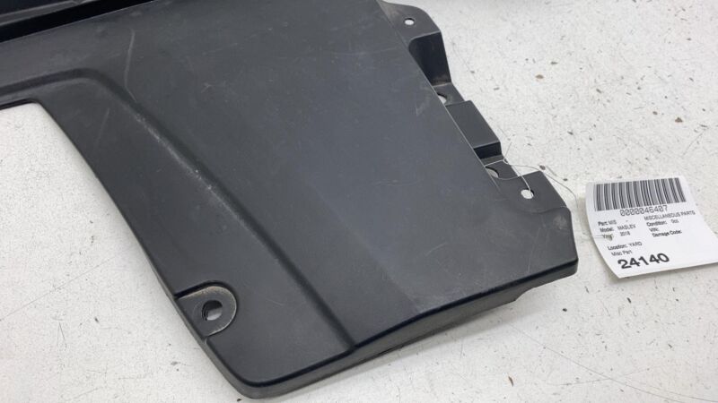 ⭕ 2017-2023 Maserati Levante Front Windshield Protector Wiper Cowl Trim Right RH