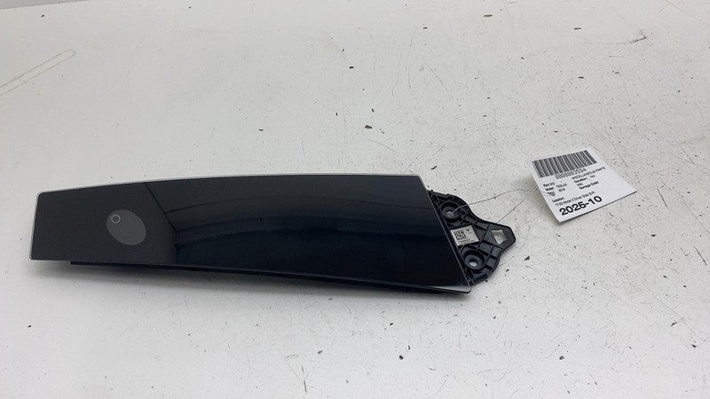 110043700C ⭕ 17-23 Model 3 Driver Side B-Pillar Applique Glass w/ Camera Left 1100437-00-C