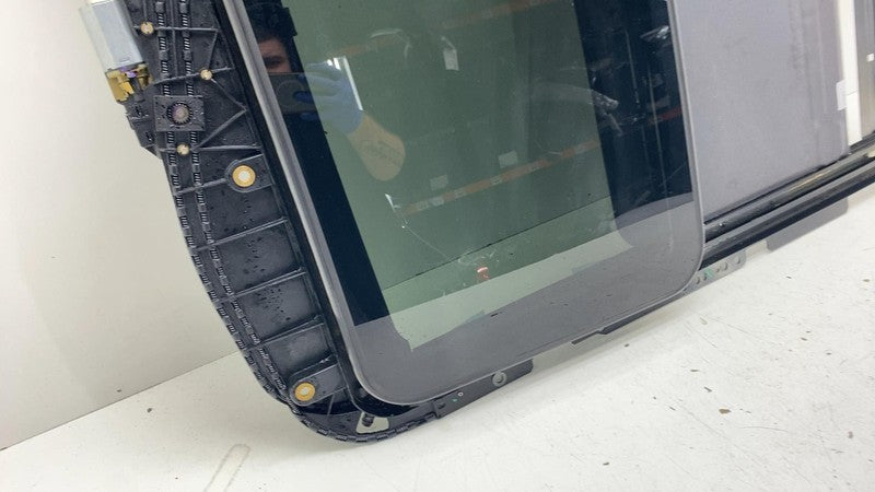 ⭕ 2014-2020 Maserati Ghibli Overhead Roof Sunroof Moonroof w/ Shade & 