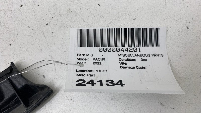 68228473-AB ⭕ 17-23 Chrysler Pacifica Windshield Cowl Plenum Support Panel Cover 68228473-AB