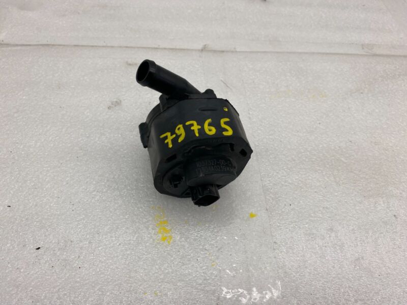 2016-2020 Tesla Model S X Cooling System Auxiliary Water Coolant Pump FWD Assy