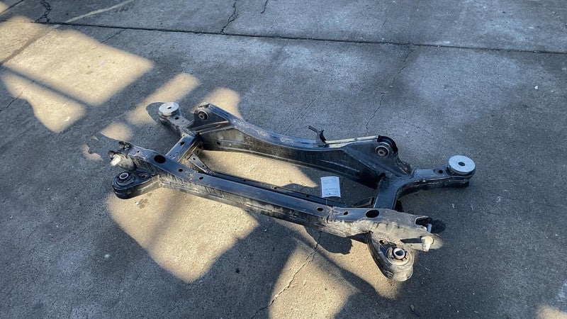 ⭕ 2017-2024 Chrysler Pacifica Rear Undercarriage Subframe Crossmember Cradle FWD