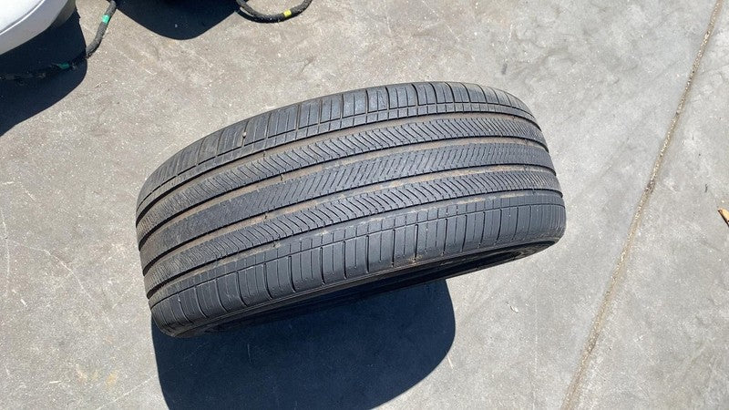 ⭕ Michelin 235/45R18 98W Primacy All Season Tire