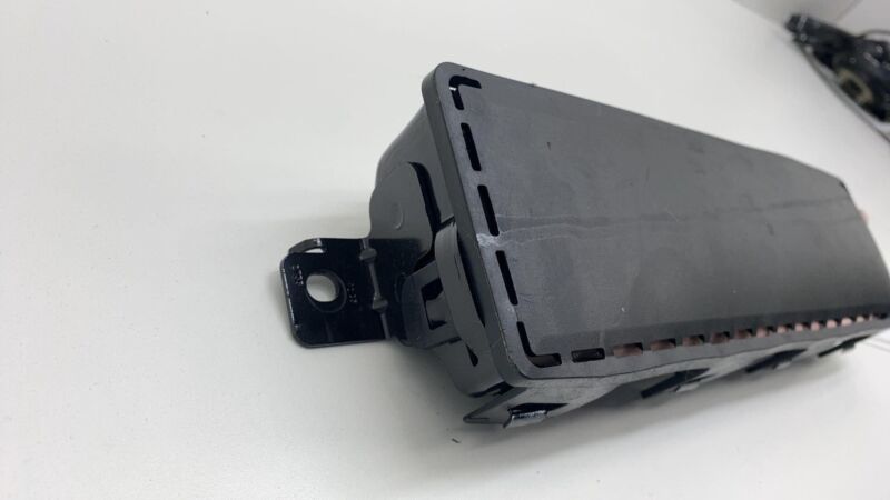100526000G 2012-2015 Tesla Model S Front Passenger Side Lower Knee Airbag Right RH Assembly