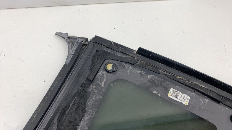 ⭕ 20-23 Model Y Rear Passenger Side Quarter QTR Window Glass Right 149