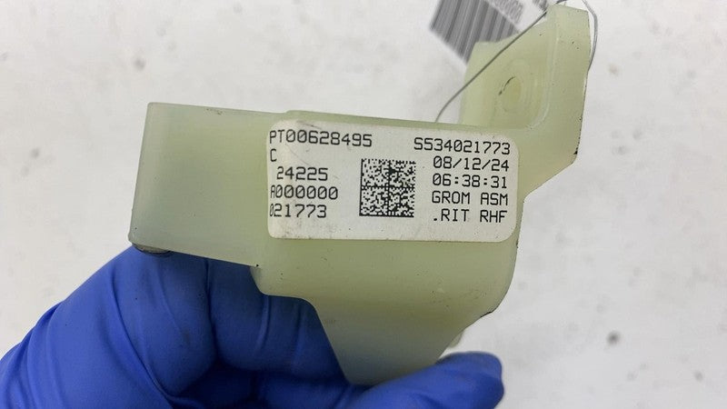 ⭕ 2025 Rivian R1S Passenger Side Misc Grommet Right RH S534021773 PT00