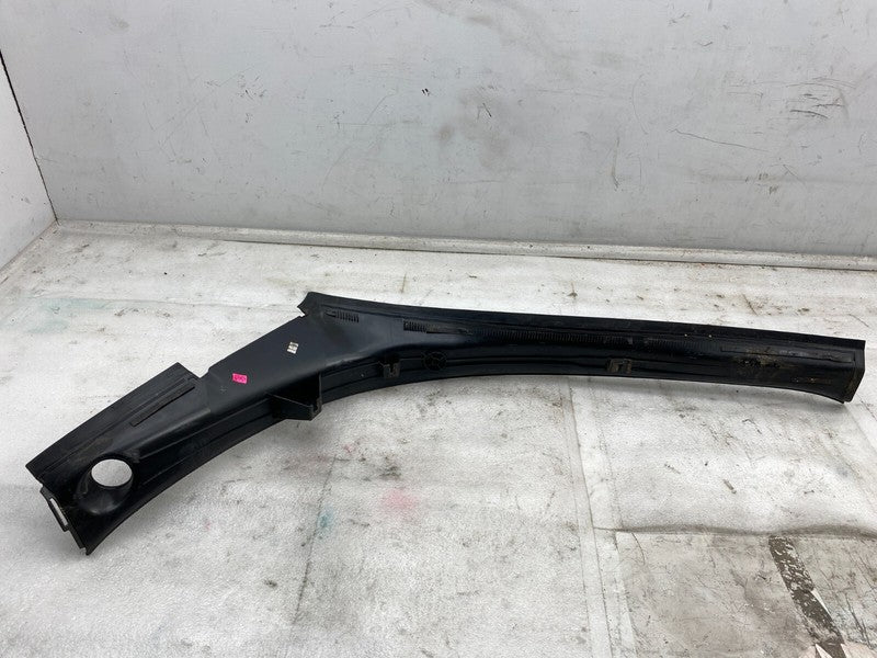 1047321 00 E ⭕16-20 Model X Rear Passenger Side Trunk Liftgate Trough Trim Right 1047321-00-E