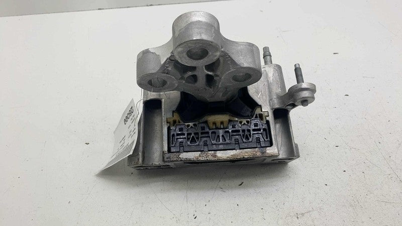 68224742 AD ⭕ 2017-2025 Chrysler Pacifica Front Left Transmission Mount Bracket 68224742AD