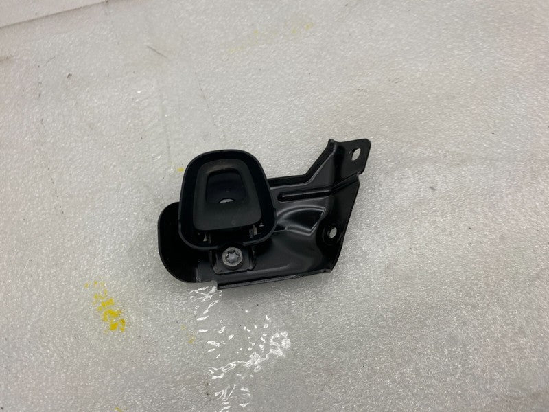 106001200D ⭕16-20 Tesla Model X Rear Left Trim Trunk Liftgate Tie Down Bracket 1060012-00-D