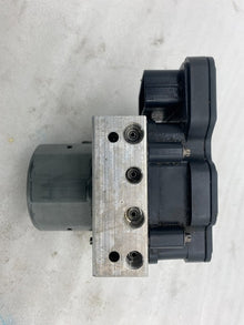 ⭕ 12-15 Model S Anti-Lock ABS Brake Pump Hydraulic Control Module 1037797-00-D