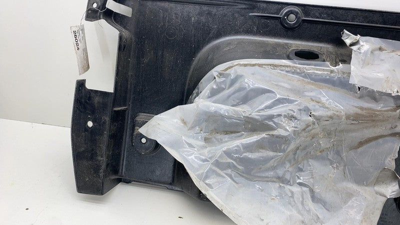 C100000352H ⭕ 22-24 Rivian R1T Rear Passenger Right Pick Up Bed Trim Panel Cover C100000352