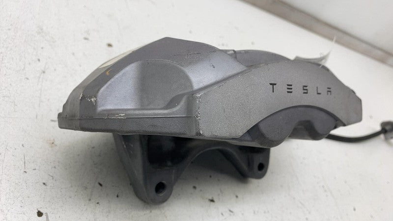 104462200E ⭕ 2017-2023 Tesla Model 3 Front Right Caliper w/ Brake Hose Line RH 1044622-00-E