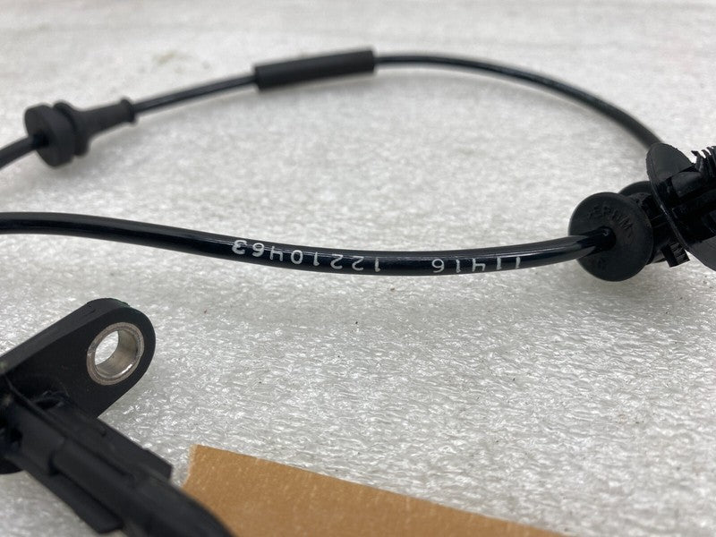 ⭕ 2017-2023 Tesla Model 3 M3 Rear Left or Right Anti-Lock ABS Wheel Speed Sensor