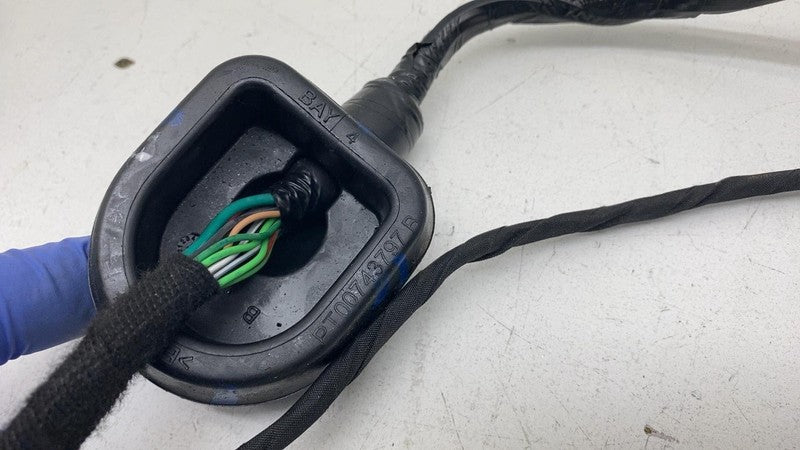 ⭕ 2025 Rivian R1S Front Passenger Side Door Wiring Harness Right RH PT