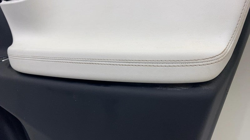 1058861-15-C ⭕ 2016-2020 Tesla Model X Front Right Interior Door Panel Trim Card 1071564-29-C