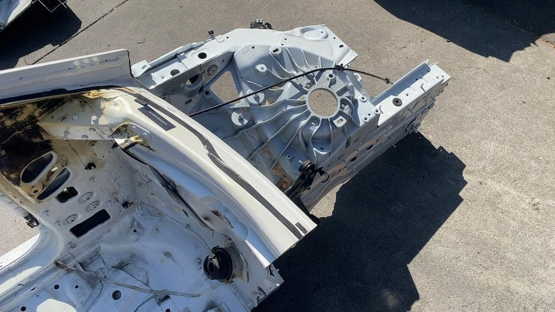 ⭕ 22-24 Mercedes EQS 450+ V297 Front Left Fender Rail Frame Horn Apron Cutout LH