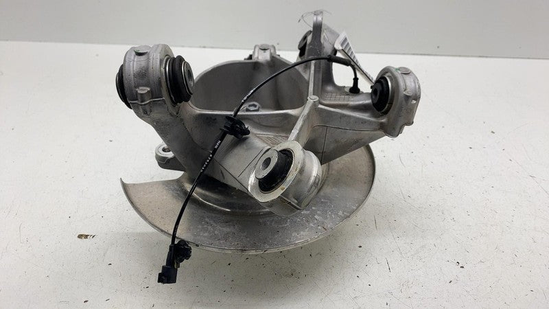 ⭕ 2025-2026 Model Y Rear Left Spindle Knuckle + Hub (142mm Driven) 218