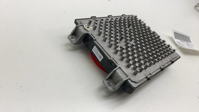 GMM92181000 ⭕ 2022-2024 Rivian R1T R1S Headlight Control Module LED Ballast Unit GMM92181000