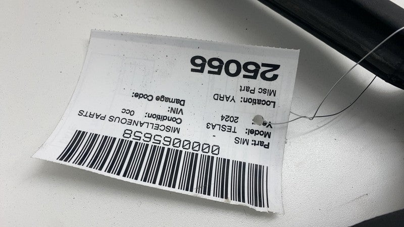 191098400E ⭕ 24-25 Model 3 Front Right Primary Body Weatherstrip Rubber Seal 1910984-00-E