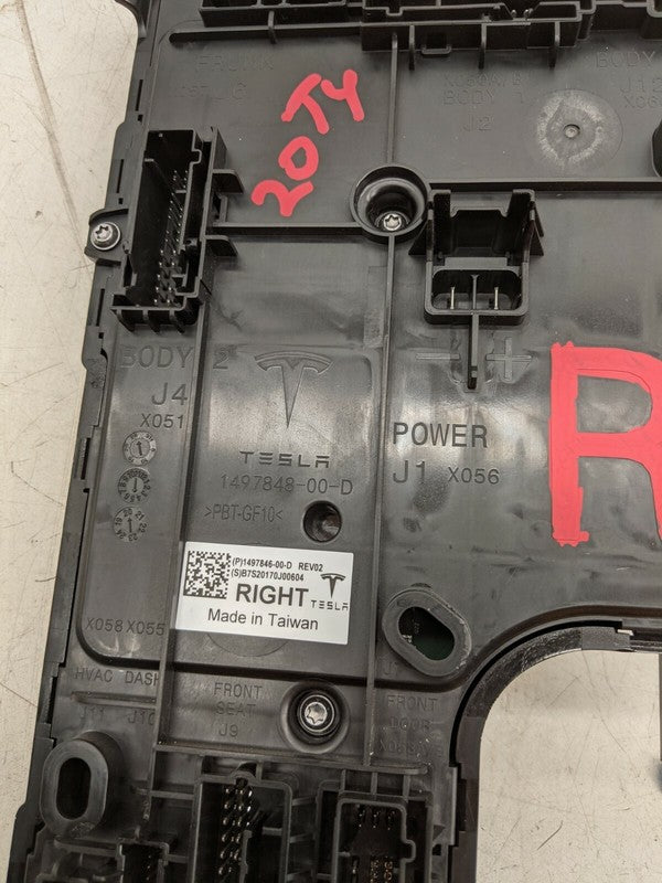 ⭕20-24 Tesla Model Y Right Low Voltage Controller Electronic Module 14