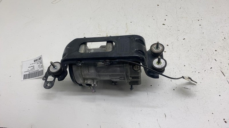 ⭕ 2022 Rivian EDV-700 Air Conditioning A/C Compressor Pump w/ Bracket 