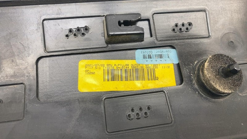 ⭕ 2022 Rivian EDV-700 Outer Right Side A-Pillar molding Trim RH OEM PT