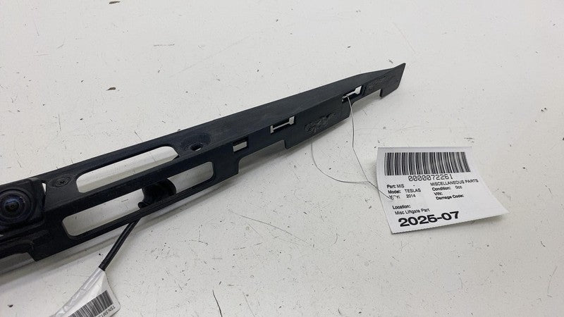 ⭕ 12-15 Model S MS Rear View Backup Camera w/ Liftgate Trim Molding 10