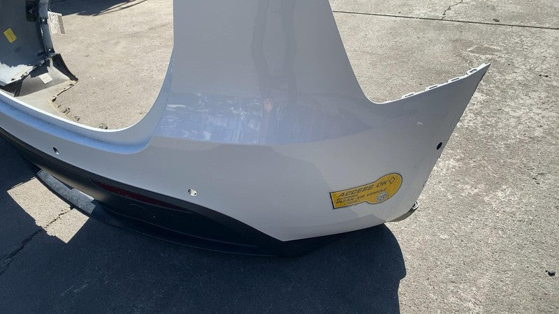 ⭕ 20-24 Model Y Rear Bumper Cover w/ Sensor Holes + Lower Valance Whit