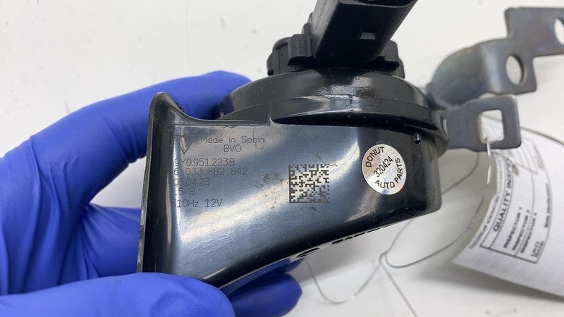 9Y0.951.223.B ⭕ 2019-2024 Porsche Cayenne Front Left High Note Tone Signal Horn OEM 9Y0951223B