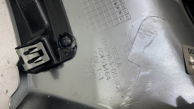 ⭕ 21-23 Model X 2nd Row Left & Right Middle Seat Cover 1062970-00-C/10