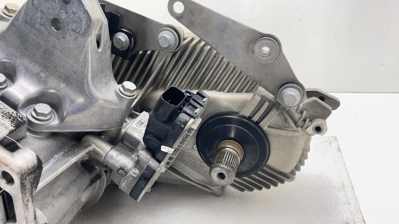 2011-2018 Porsche Cayenne S Transmission Transfer Case Gear Box 4.4L