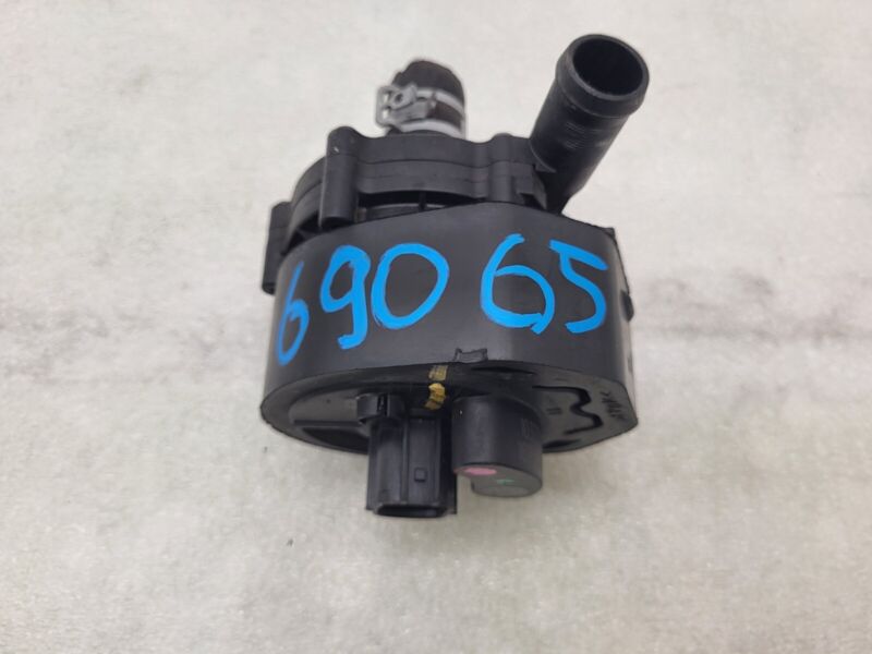 2016-2020 Tesla Model S X Cooling System Auxiliary Water Coolant Pump FWD Assy