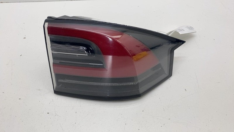 103433300A ⭕ 2016-2020 Tesla Model X Rear Right Outer Taillight LED Tail Lamp 1034333-00-A