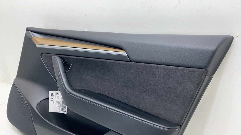 ⭕ 2021-2023 Tesla Model 3 Front Right Interior Door Panel Trim Card 15