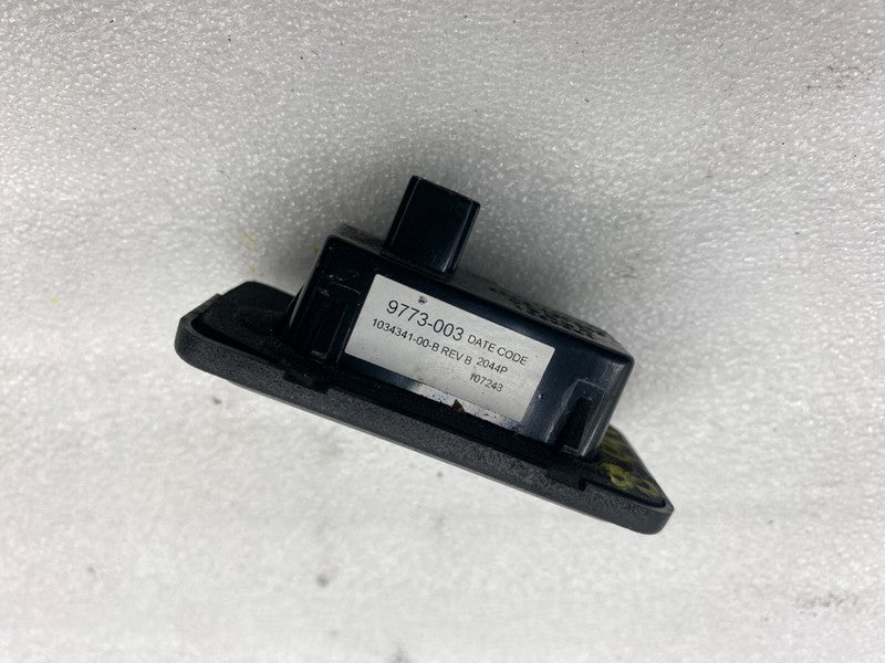 1034341-00-B ⭕ 12-23 Model S X Rear Bumper Left = Right License Plate Lamp Light 1034341-00-B