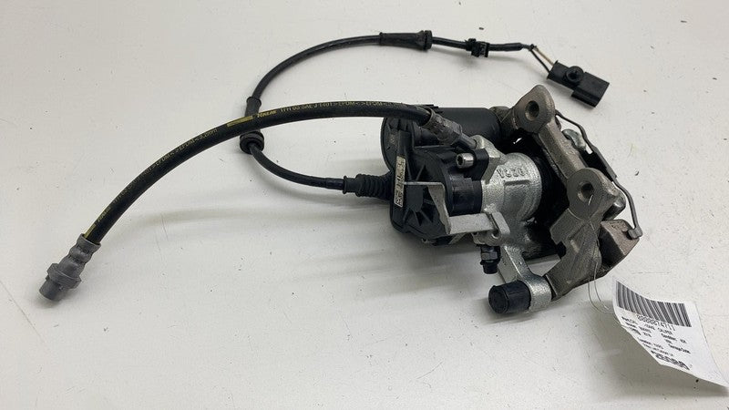 6883019-01 ⭕14-20 BMW i3 I01 Rear Driver Side Caliper w/ Brake Hose Line Left OEM 6883019