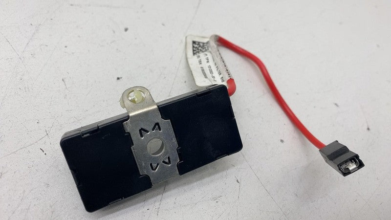 ⭕ 16-20 Tesla Model X Rear Left & Right Antenna Noise Filter Module 10