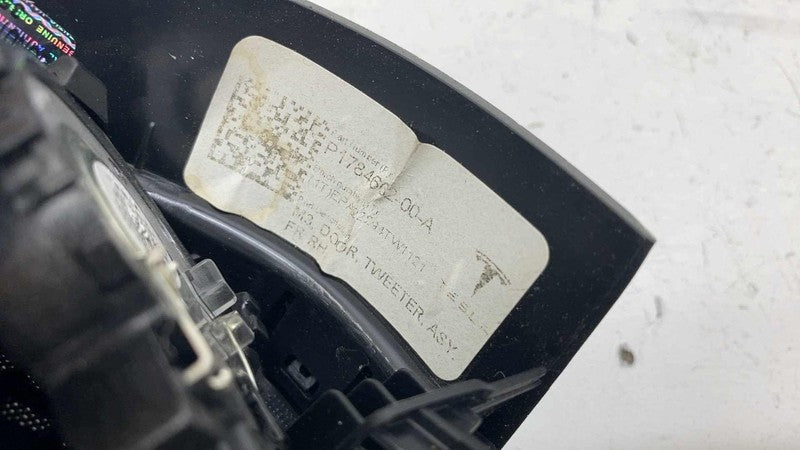 ⭕ 17-23 Model 3 Front Passenger Audio Tweeter & Speaker Cover Right 17