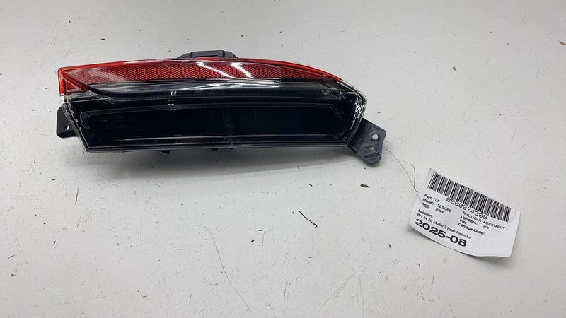 1712514-00-D ⭕24 25 Model 3 Rear Right Lower Bumper Taillight Lamp LED Reflector 1712514-00-D