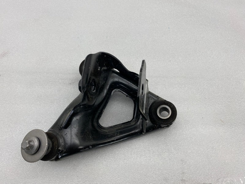 111152100B ⭕ 17-23 Model 3 Y Front Left Drive Unit Motor Mount Support Bracket 1111521-00-B