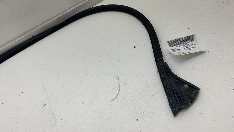 149767800C ⭕ 2020-2022 Tesla Model Y MY Passenger Side Body Header Seal Right 1497678-00-C
