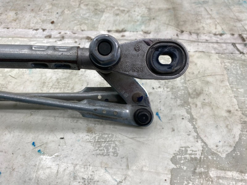 107672500F ⭕ 2019-2023 Tesla Model 3 M3 Front Windshield Wiper Linkage & Motor 1076725-00-F