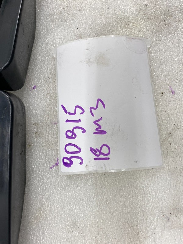 ⭕ 17-23 Model 3 M3 Rear Left/Right Taillight Bracket 1083992-00-D/1083